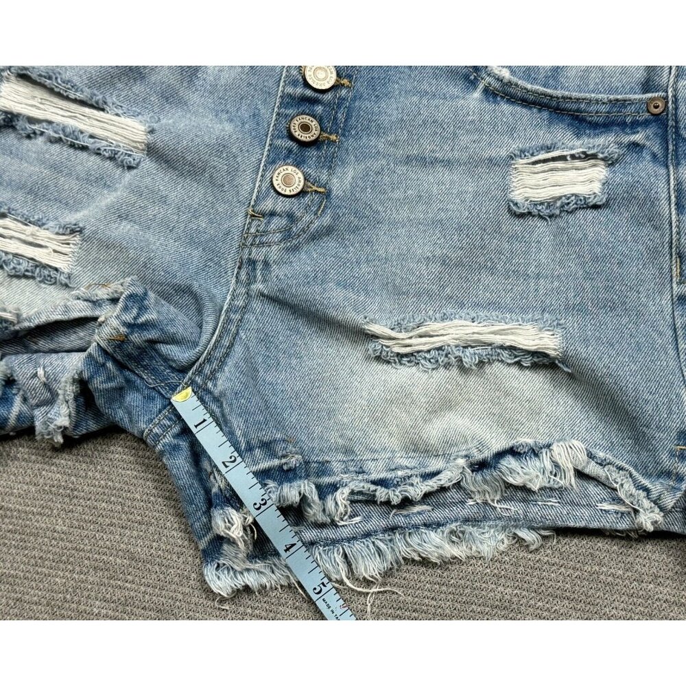 KanCan Denim Distressed Shorts Womens Size S Blue Light Wash Button Fly Mid Rise - Picture 8 of 11